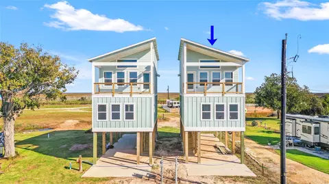 438 Private Rd 670st Marys Slough Dr, Matagorda, TX 77457