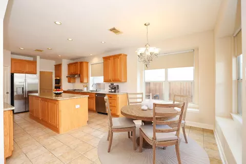 Kitchen - 10222 Birchline Dr, Spring, TX 77379 photo 5 of 5