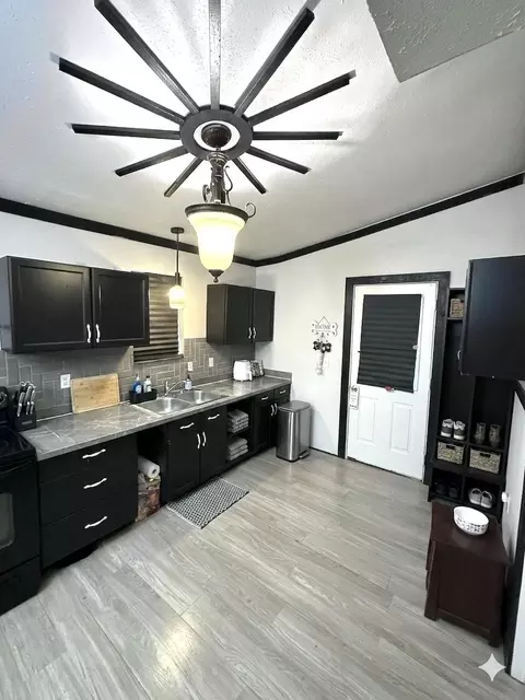357 County Road 4020b, Dayton, TX 77535