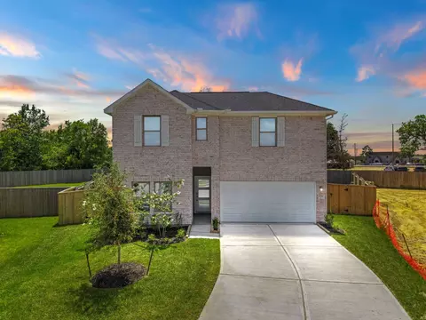 2782 Portugal Laurel Dr, Alvin, TX 77511