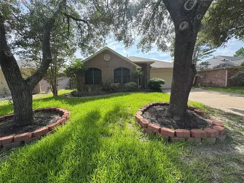 16323 Peach Orchard Dr, Humble, TX 77396