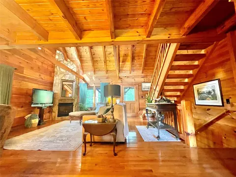 Living - 1100 Bartram Trace Rd, Rayle, GA 30660 photo 5 of 5