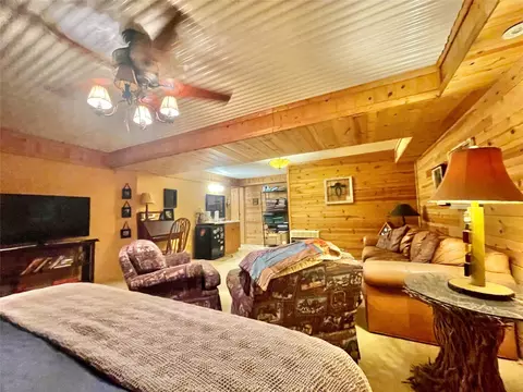 Bedroom - 1100 Bartram Trace Rd, Rayle, GA 30660 photo 2 of 7