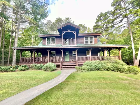 Exterior - 1100 Bartram Trace Rd, Rayle, GA 30660 photo 1 of 10