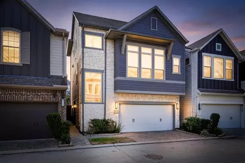 10939 Brambling Wood Dr, Houston, TX 77043