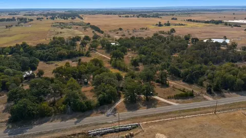 View/Area - 826 Fm 979, Cameron, TX 76520 photo 3 of 6