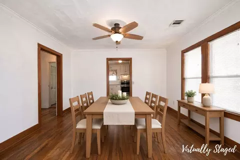 Dining - 826 Fm 979, Cameron, TX 76520 photo 1 of 2