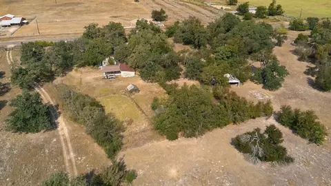View/Area - 826 Fm 979, Cameron, TX 76520 photo 4 of 6