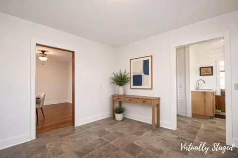 Entry Way - 826 Fm 979, Cameron, TX 76520 photo 1 of 1