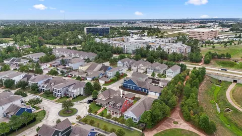 View/Area - 55 Red Harper Dr, Spring, TX 77389 photo 4 of 12