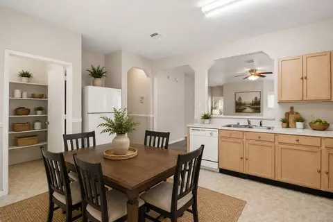 Dining - 914 Colewick Ct, Spring, TX 77373 photo 1 of 2