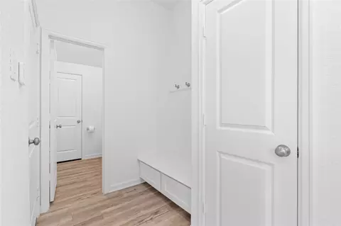 Entry Way - 575 Dry Fork Ln, Conroe, TX 77304 photo 11 of 11