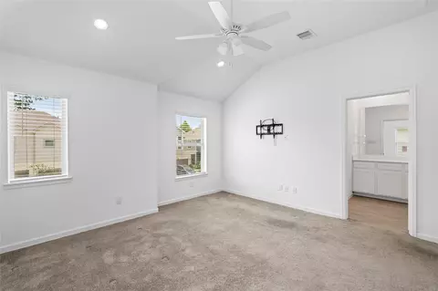 Bedroom - 575 Dry Fork Ln, Conroe, TX 77304 photo 5 of 9