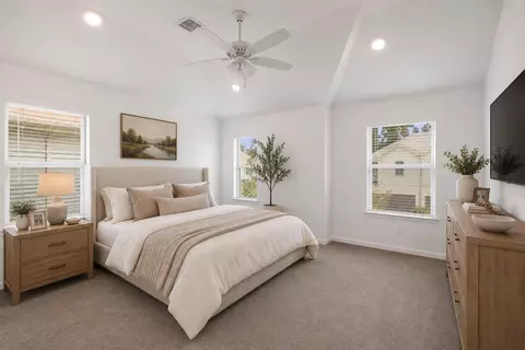Bedroom - 575 Dry Fork Ln, Conroe, TX 77304 photo 1 of 9