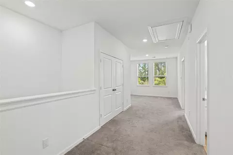 Entry Way - 575 Dry Fork Ln, Conroe, TX 77304 photo 6 of 11
