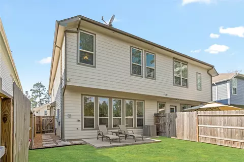 Exterior - 575 Dry Fork Ln, Conroe, TX 77304 photo 6 of 9