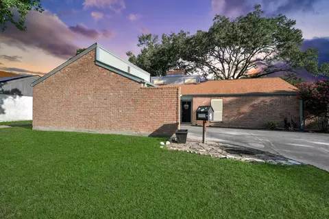 15822 Laurel Heights Dr, Houston, TX 77084