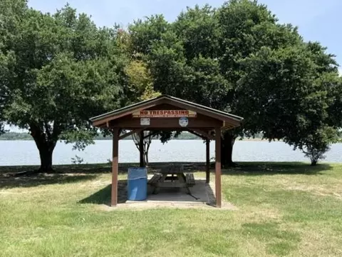 Exterior - 152 E Oak Shadows, Onalaska, TX 77360 photo 5 of 5