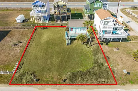 17404 Bristow Dr, Galveston, TX 77554