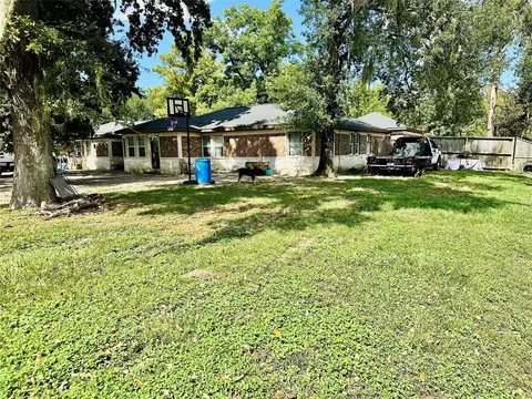 9302 Forest Dale Ln, Houston, TX 77078