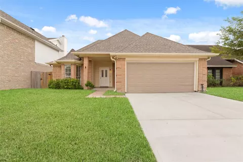 13551 Pasa Robles Ln, Houston, TX 77083