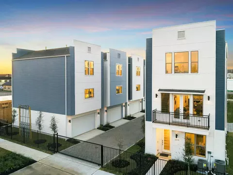 2613 Hutchins St, Houston, TX 77004