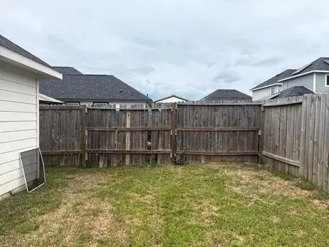 Exterior - 16594 Colleen Pl, Conroe, TX 77306 photo 4 of 7