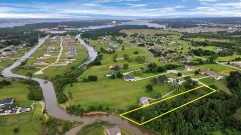 141 Grandview Blvd, Montgomery, TX 77356