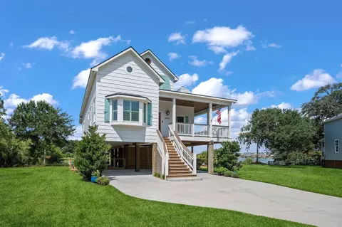3405 Oak Alley Ct, Seabrook, TX 77586