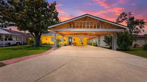 6737 Limestone St, Houston, TX 77092