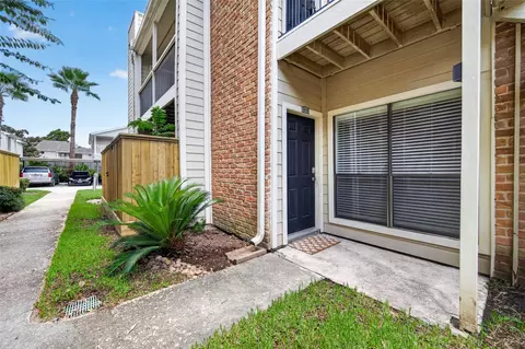 2001 Bering Dr #3D, Houston, TX 77057