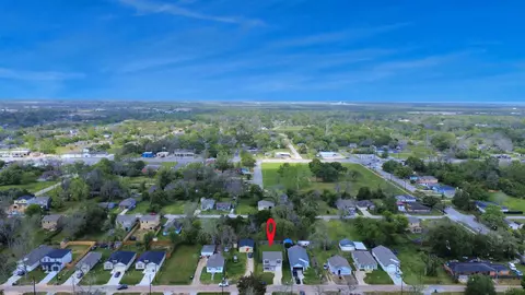 View/Area - 1908 Bellview St, La Marque, TX 77568 photo 3 of 4