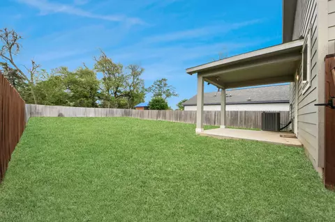 Exterior - 1908 Bellview St, La Marque, TX 77568 photo 6 of 9