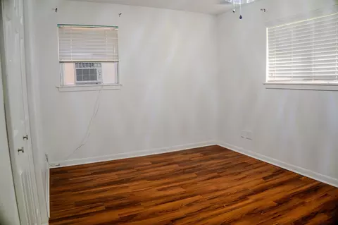 Bedroom - 124 Bluebird Ln, Pasadena, TX 77502 photo 3 of 7