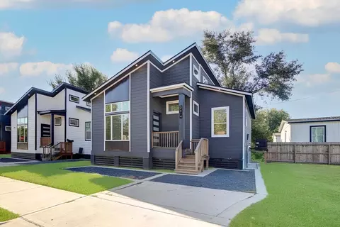 2614 Noble St, Houston, TX 77026