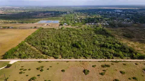 000 County Road 464, Blessing, TX 77419 photo 6