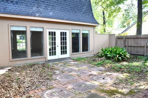 Exterior - 314 Tara Park, Conroe, TX 77302 photo 6 of 8