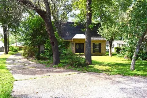Exterior - 314 Tara Park, Conroe, TX 77302 photo 2 of 8
