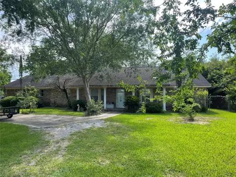 16719 Mclean Rd, Pearland, TX 77584