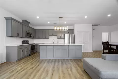 5212 Sherman St, Houston, TX 77011
