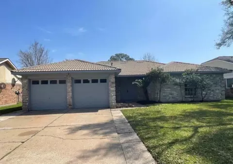 4515 Seneca St, Pasadena, TX 77504