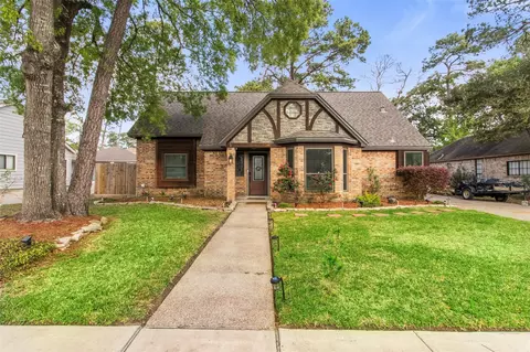 3804 September Dr, Baytown, TX 77521