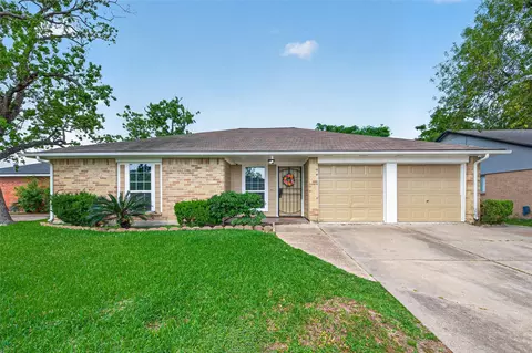 1327 Padstow Ln, Channelview, TX 77530