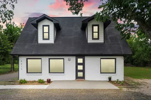 4615 W Walnut, Pearland, TX 77581