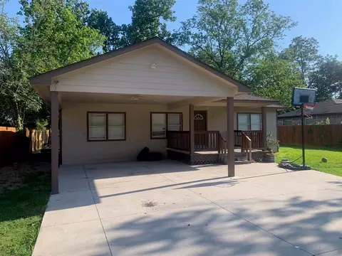 7303 Apache St, Houston, TX 77028 photo 1