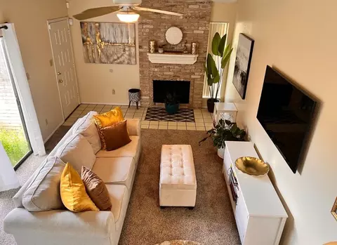12033 Bob White Dr, Houston, TX 77035