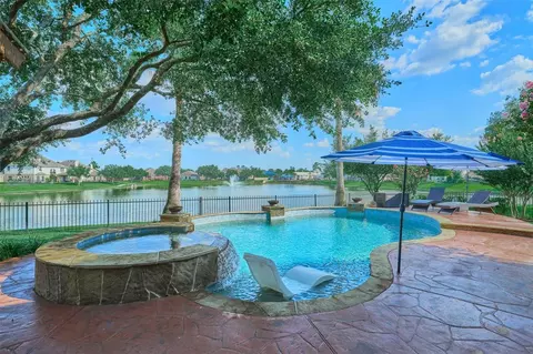 2906 E Lake Falls Cir, Spring, TX 77386 photo 1