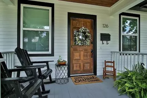 126 2nd St, Sugar Land, TX 77498