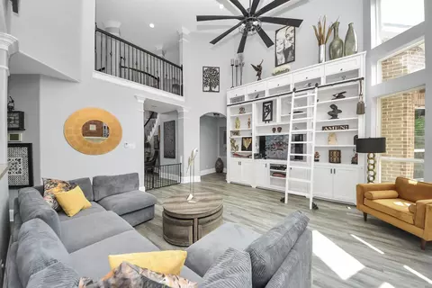Living - 28115 Kudzu Dr, Spring, TX 77386 photo 3 of 4
