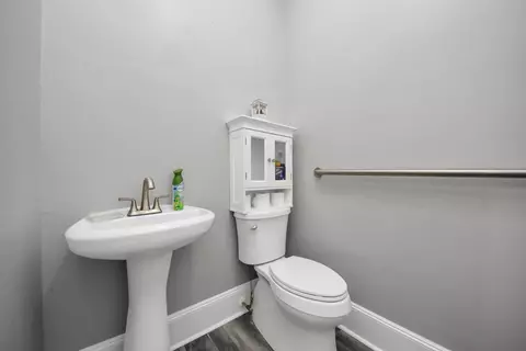 Bath - 28115 Kudzu Dr, Spring, TX 77386 photo 2 of 5